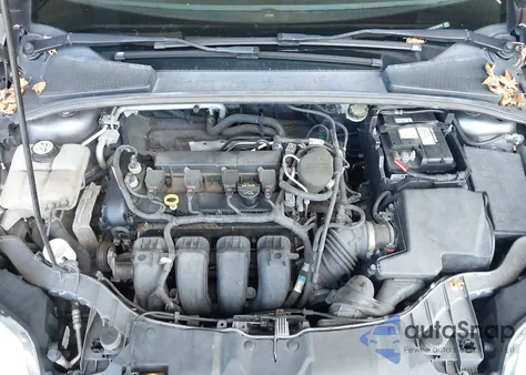 2013 Ford Focus Se z USA, uszkodzony, nr VIN 1FADP3F25DL354243